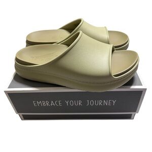 Dansko NEW Devyn Molded Women’s Recovery Slide Sage Sz.41/10.5-11 Beach Summer